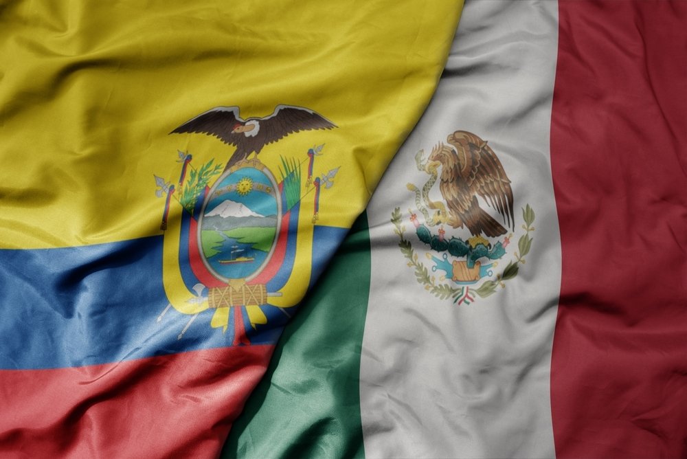 Ecuadorian and Mexican flags