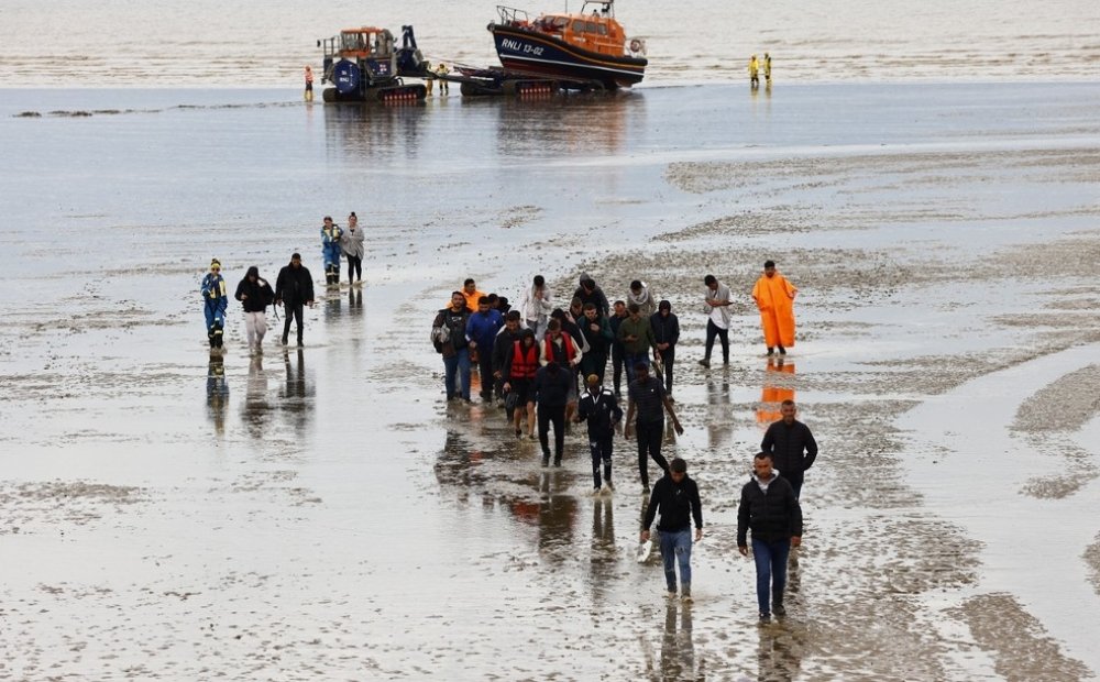 Refugees arriving by boat