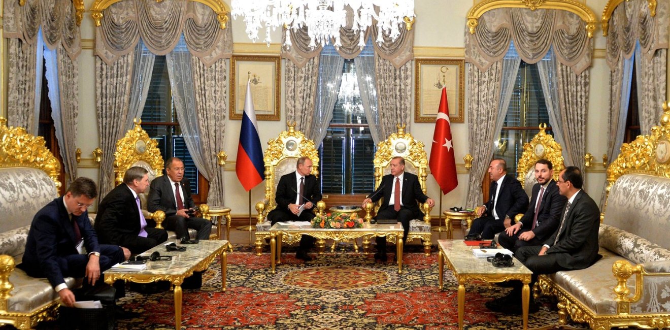 Why Russia and Turkey Are Drifting Closer To Each Other