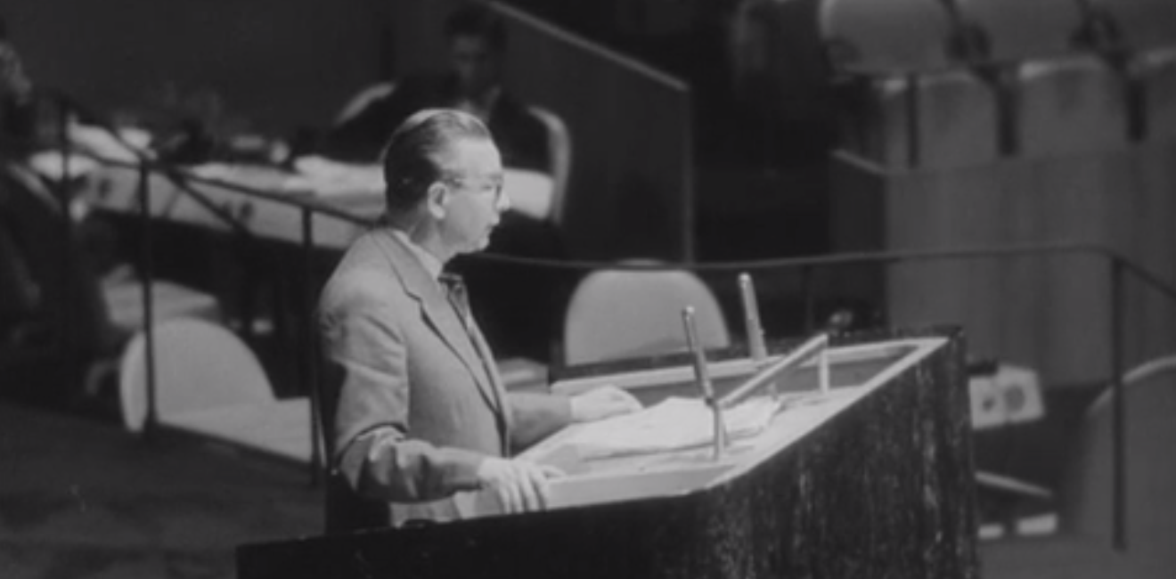 Polish Foreign Minister Adam Rapacki speaks before the United Nations on the denuclearization of Central Europe. Source: UN Audiovisual Library, #2232383.