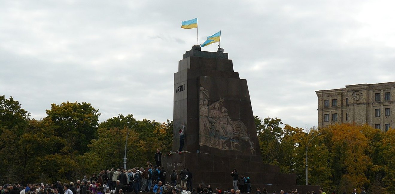 An empty pedestal after the destruction of the monument to Lenin in Kharkiv, Ukraine.