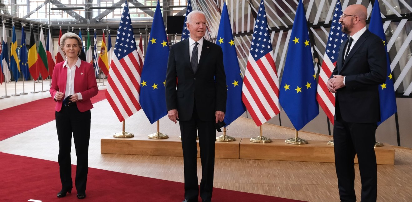 Biden welcome by von der Leyen