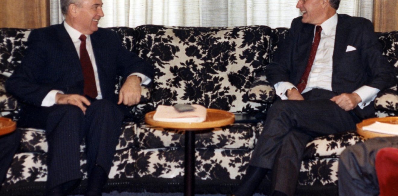 President Bush and General Secretary Gorbachev meet aboard the Gorky, 02 Dec 89