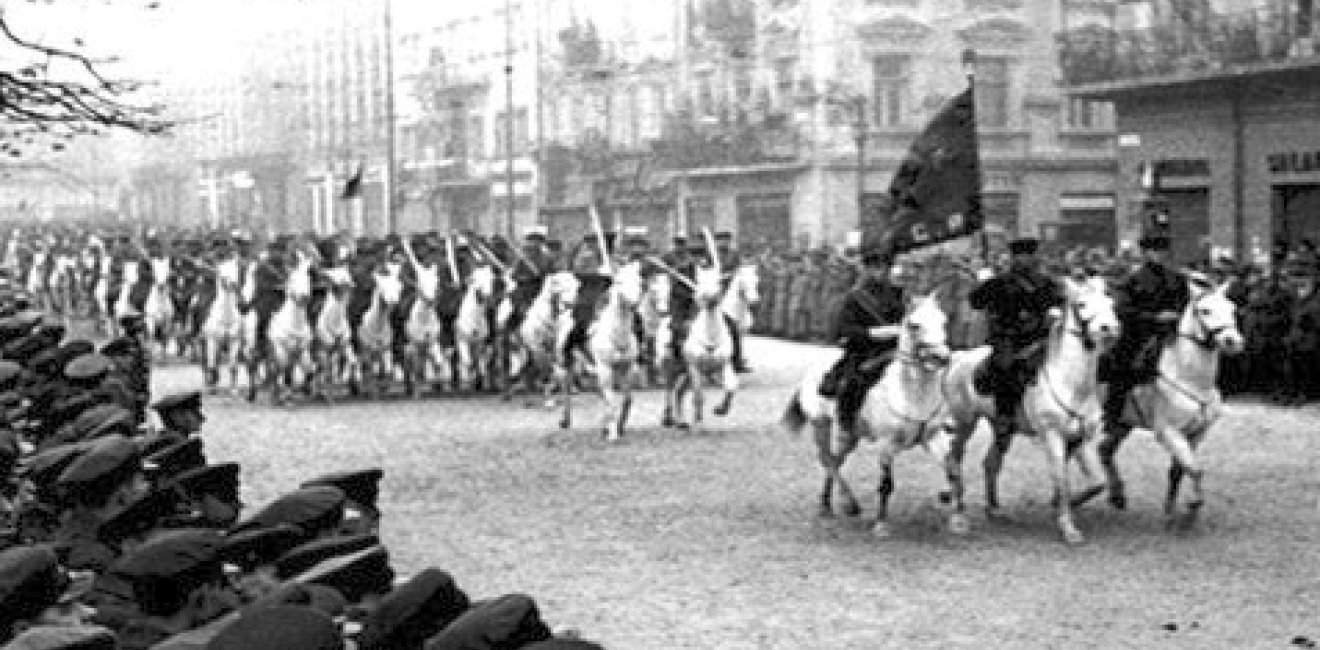 English: Soviet cavalry on parade in Lviv, after the city's surrender to the Red Army during 1939 Soviet invasion of Poland. The city, then known as Lwów, was annexed by the Soviet Union and today is part of Ukraine.