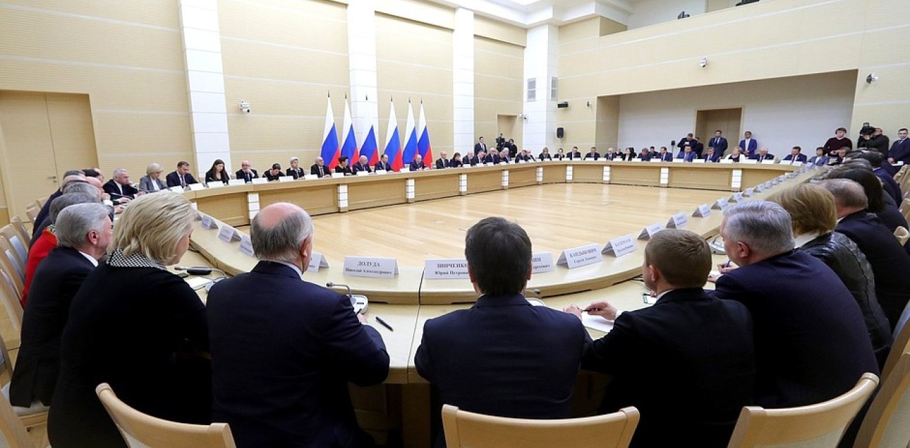 Meeting with members of the working group on drafting proposals for amendments to the Constitution in January 2020. Source: kremlin.ru