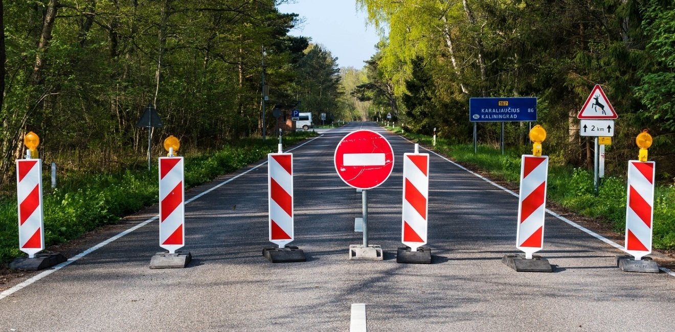 Road block at Lithuanian - Russian border