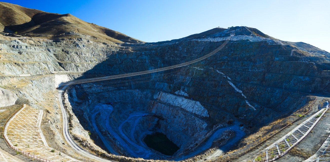 rare earth mine in xinjiang