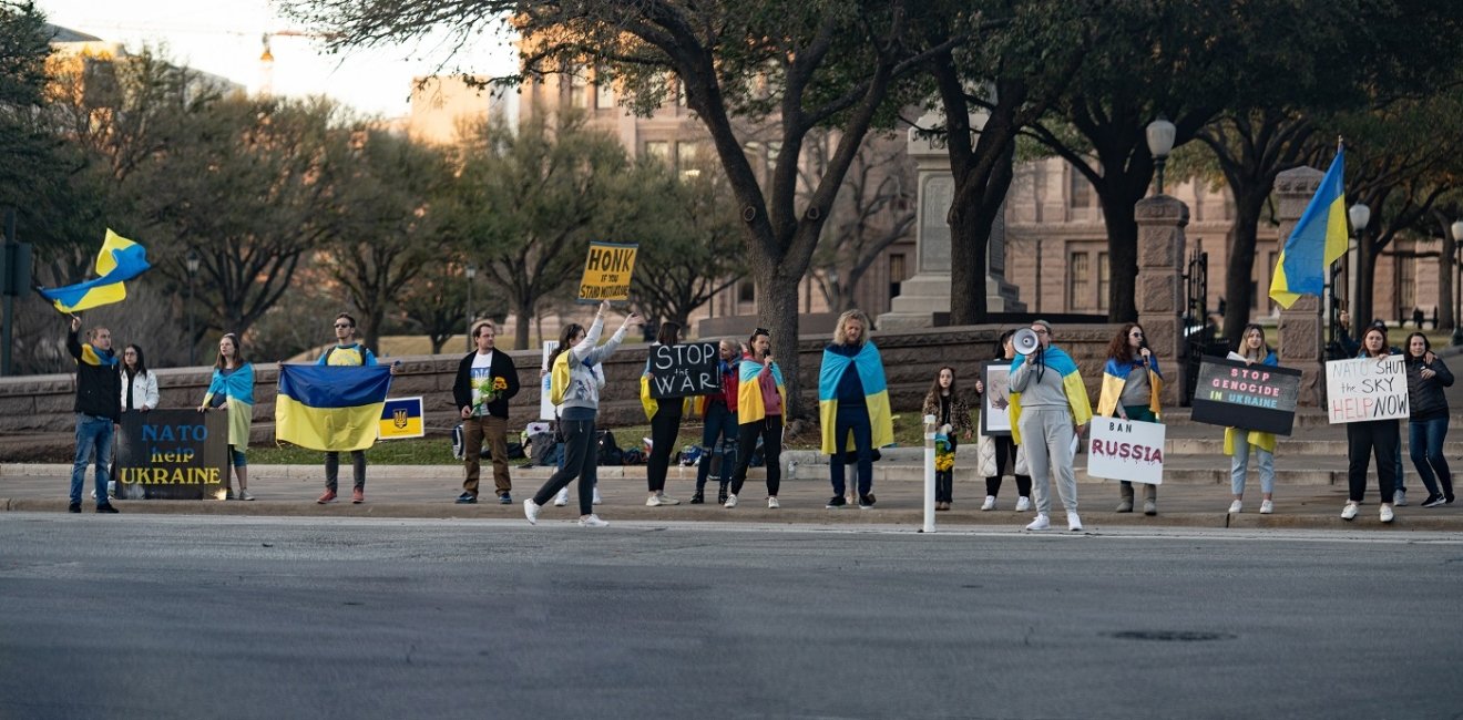 Protestors against Russia's war in Ukraine 