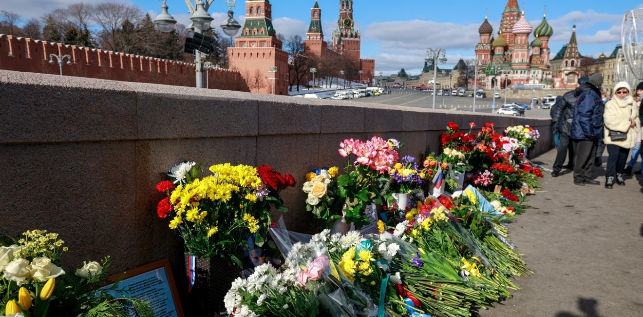 Nemtsov Moscow bridge memorial