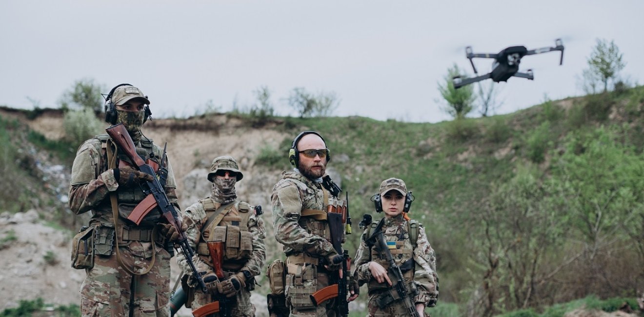 Ukraine soldiers with drone 