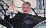 Michel Barnier Waving