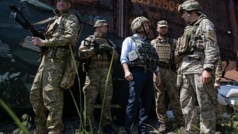 President Zelenskyy visiting the frontline positions of the AFU in the Luhansk region, May 2019. Source: President.gov.ua