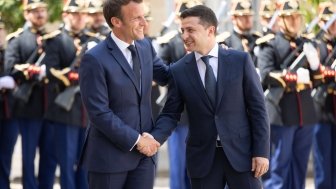 Ukrainian President Volodymyr Zelenskyy with French President Emmanuel Macron on an official visit to France. Source: president.gov.ua