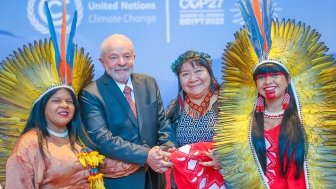 Lula with Indigenous Leaders COP27