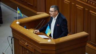 Oleksandr Merezhko giving a speech in the Verkhovna Rada