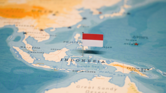 Map marking Indonesia with a flag