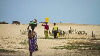 Fetching water during dry season, Mongu, Western Zambia.