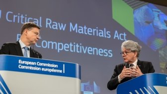 Valdis Dombrovskis and Thierry Breton at the Commission weekly meeting