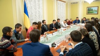 Image: Volodymyr Zelenskyy met with Euromaidan participants