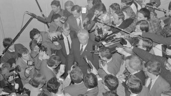 Boris Yeltsin in a crowd of journalists, March 1991