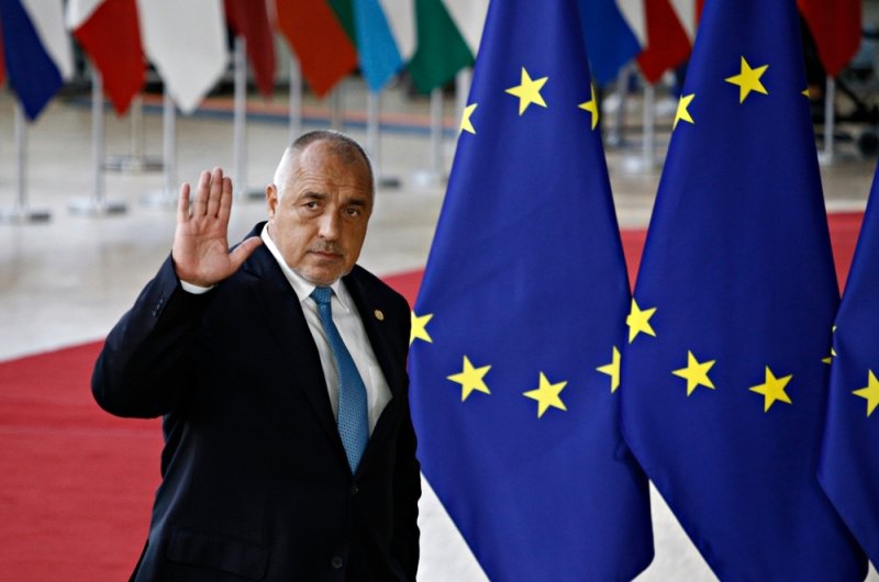 Boyko Borissov outside of the European Council