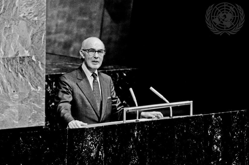 Ambassador Alfonso Garcia Robles at the UNGA, 1974