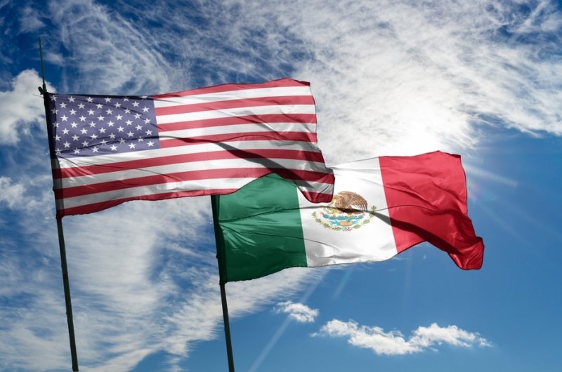 US Mexico Flags