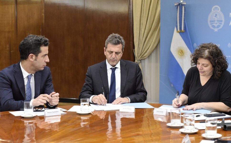 Figuritas and Argentina’s Latest Economic Troubles