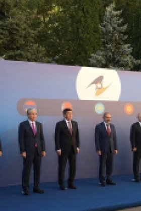 Meeting of the Supreme Eurasian Economic Council in Yerevan, Armenia (October, 2019; photo: en.kremlin.ru)