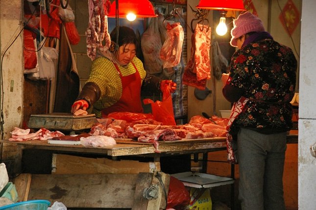 Surf and Turf: The Environmental Impacts of China’s Growing Appetite for Pork and Seafood