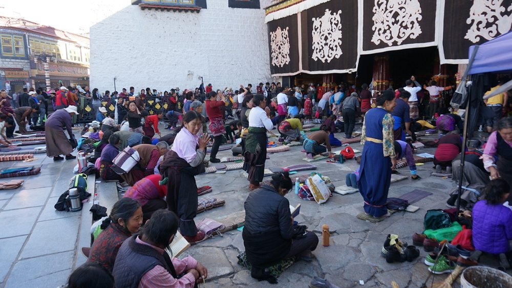 Tibetan pilgrims. 