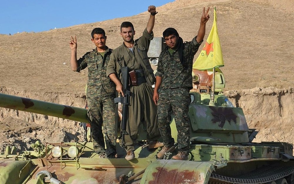 YPG fighters in Syria