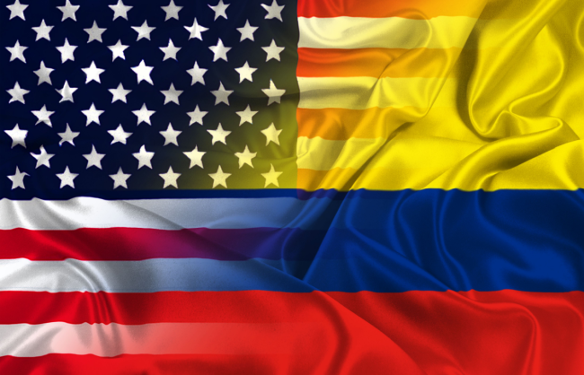 Flags of the US and Colombia