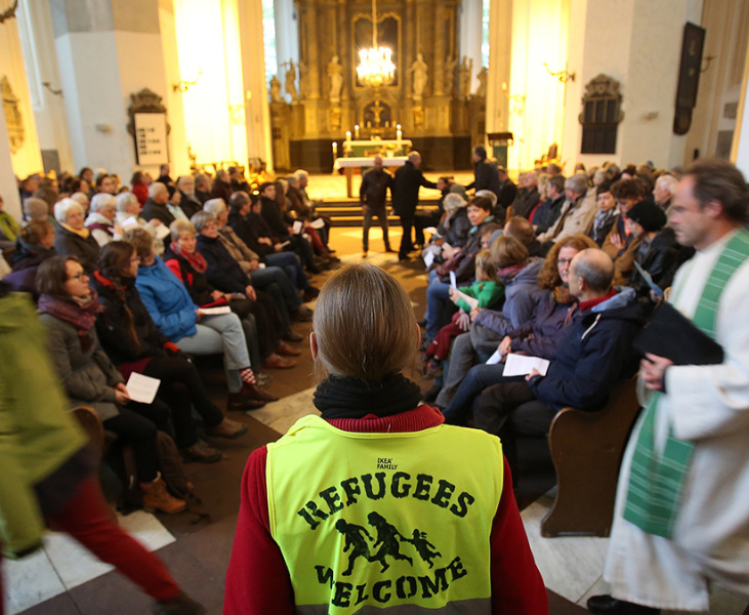 Cover photo by Bernd Wüstneck/picture-alliance/dpa/AP Images.