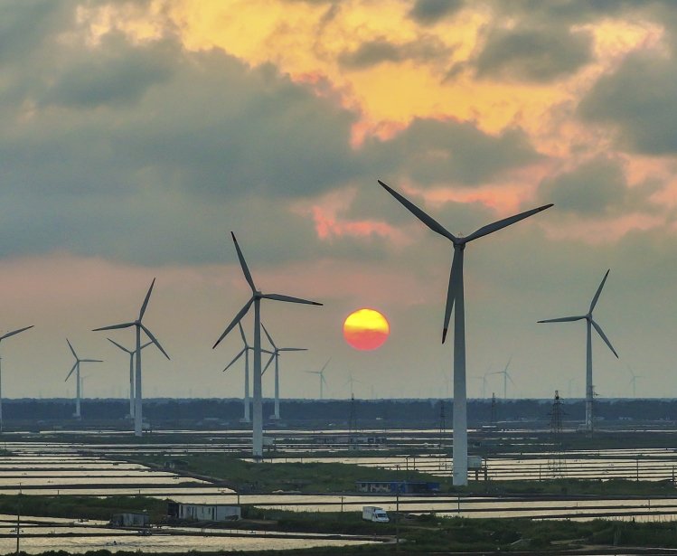 CEF_NSB_Image_11.7.24_WindfarmSunset