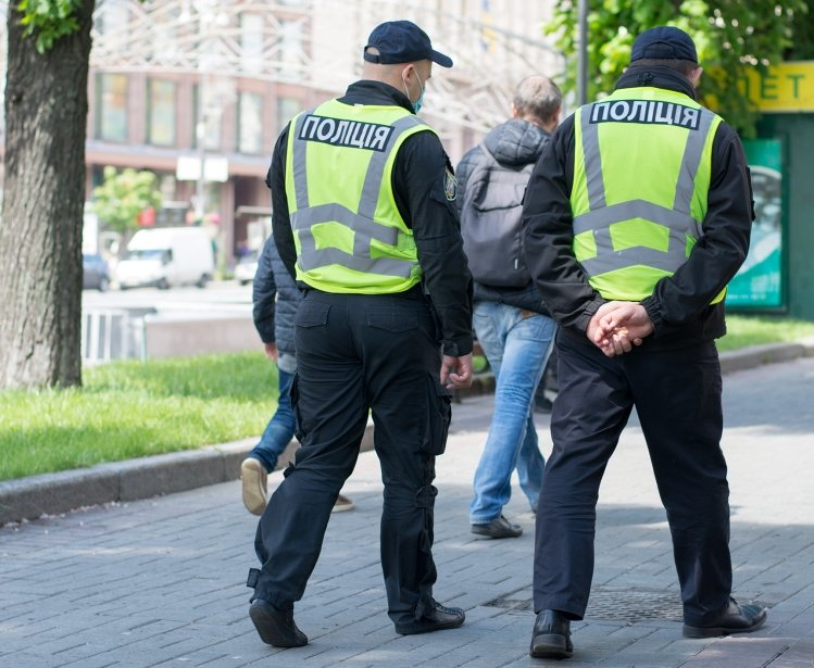 Ukrainian police from behind, June 2020