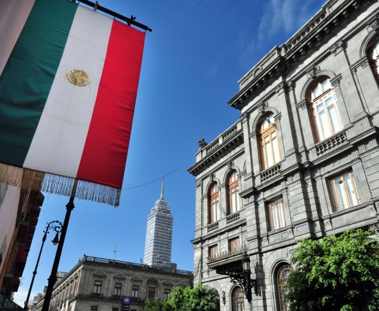 The Senate of the Republic of Mexico building and Latin-American Tower skyscraper in Mexico City, Mexico. 