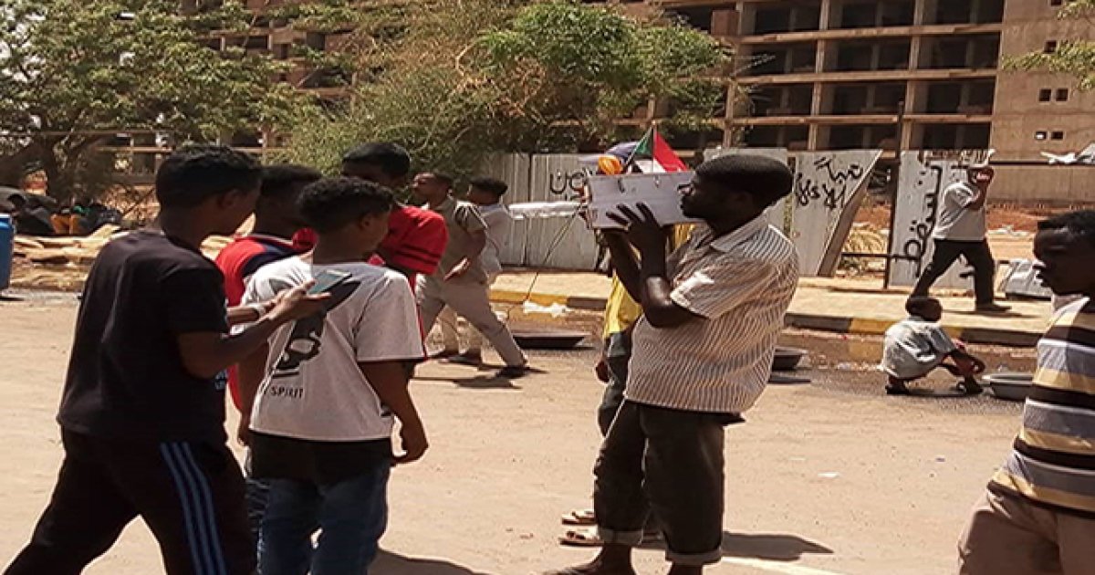 Sudan Protest: Narratives of Violence and the Power of the Internet ...