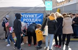 Ukrainian refugees offered meals, clothes, shelter in Krakow