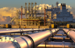 Pipelines leading the LNG terminal 