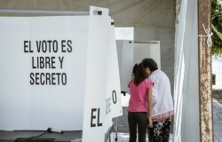 Voting in Puebla